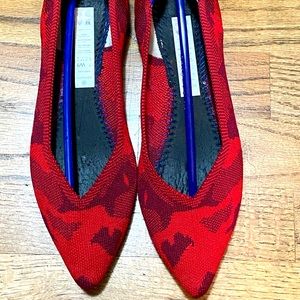 Red Camo Rothy’s size 9 GUC